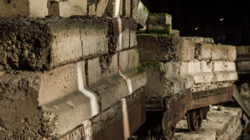 e4da3b7fbbce2345d7772b0674a318d5